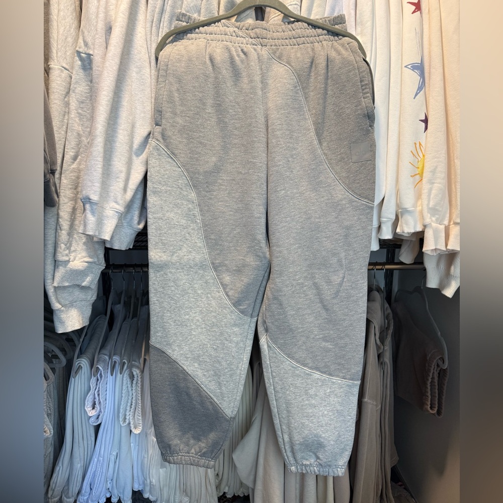 Alo Wave Sweatpants